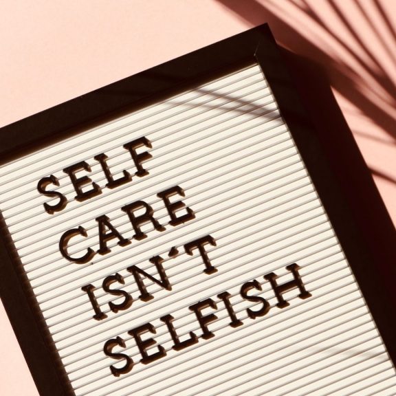 PrimeStyleBlog_SelfCare Is not Selfish (1920 × 1080 px)